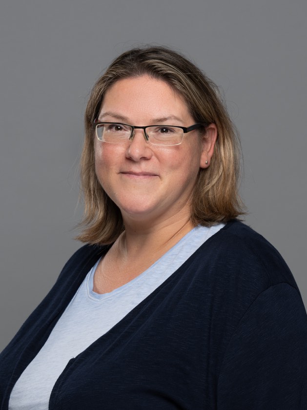 Gfeller, Administration und Buchhaltung